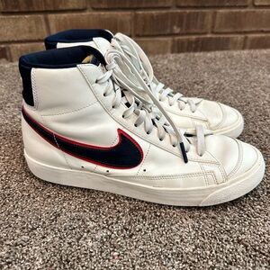 Nike Blazer Mid '77 Vintage City Pride Chicago - Men's Size 9.5